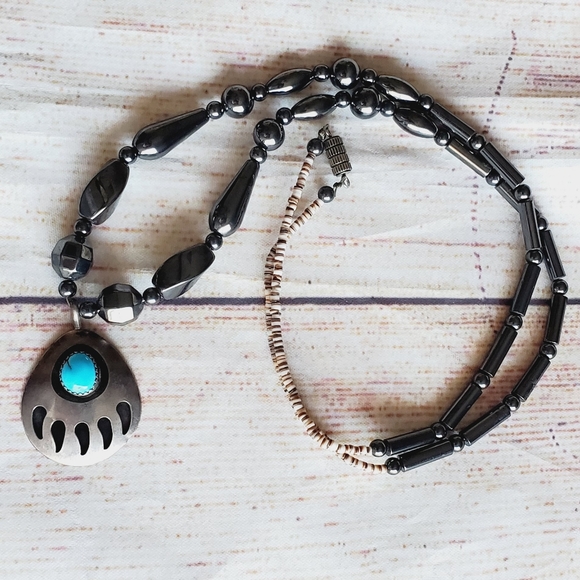 BEAR CLAW NATIVE AMERICAN TURQUOISE NECKLACE - Picture 6 of 11